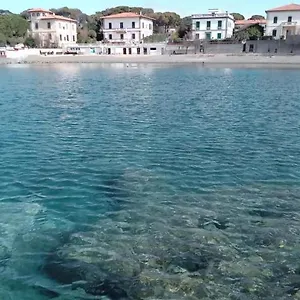 A Due Passi Dal Mare Ferienhaus